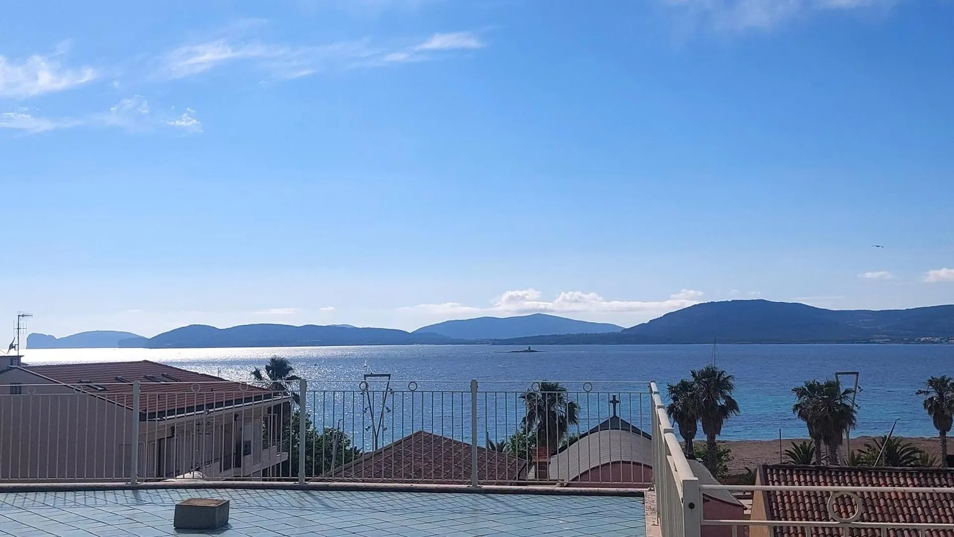 Lovealghero Stanze In Attico Vista Mare contacts
