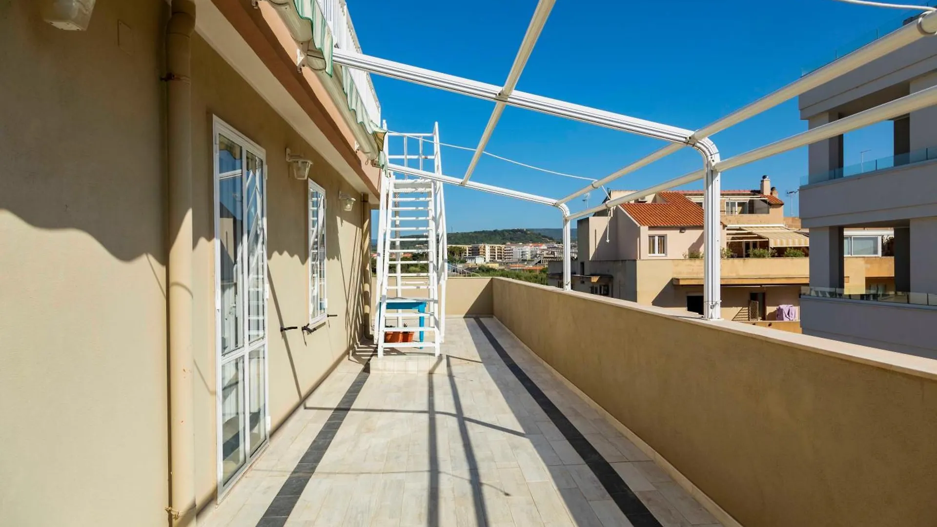 Lovealghero Stanze In Attico Vista Mare Italy