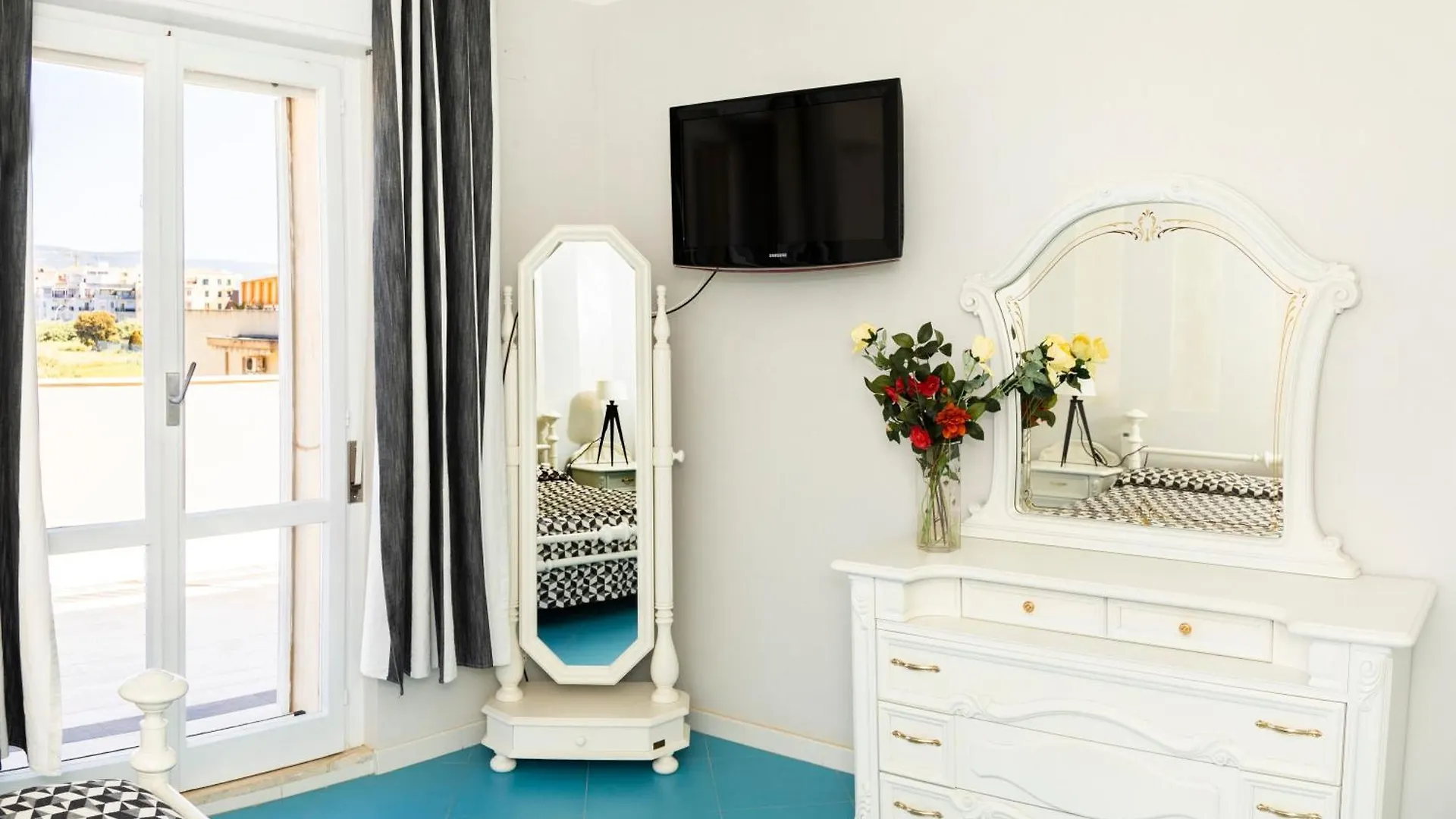 Lovealghero Stanze In Attico Vista Mare Apartment